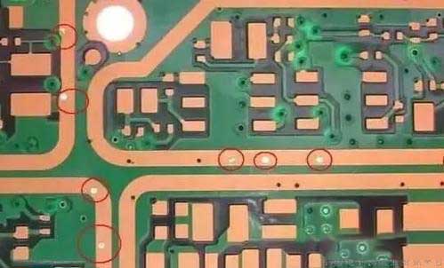 PCB设计通孔